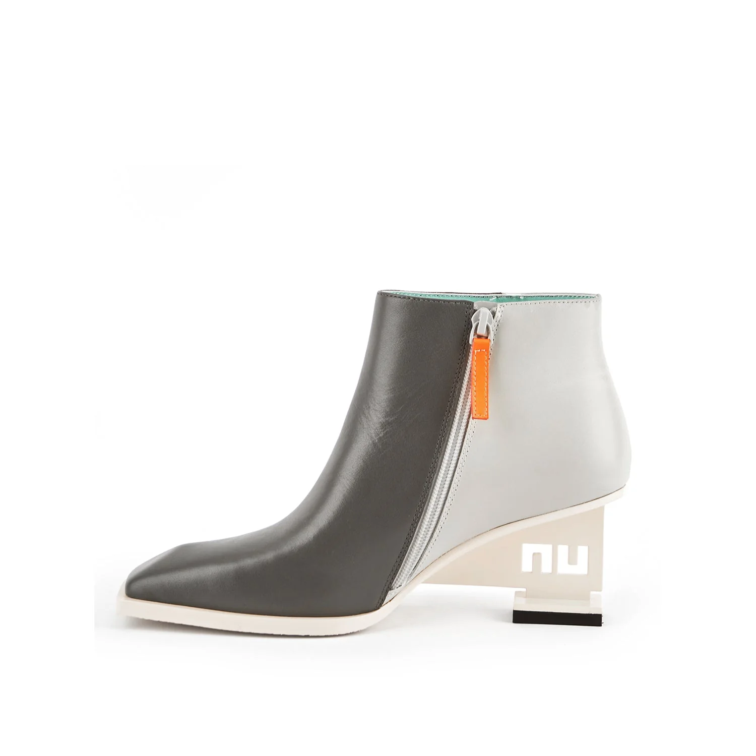 UN Bootie Mid II - Image 15